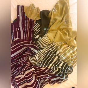 Embroidered mirror work indian party wear saree with blouse. Fixed price please.